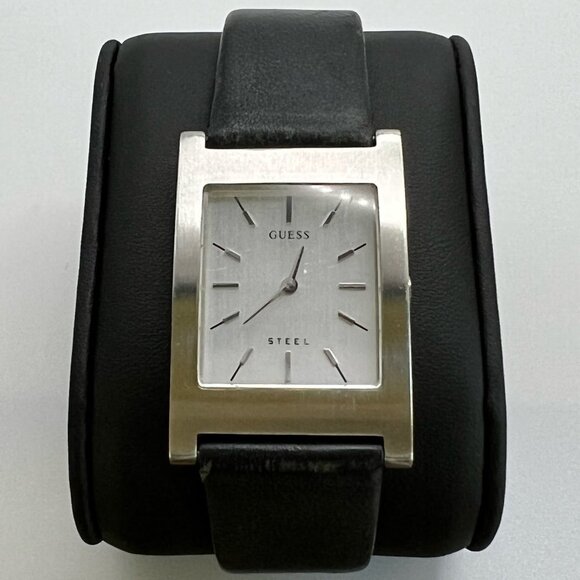 Guess Steel Ladies Watch Silver White Black Leather Strap Working - Picture 8 of 8